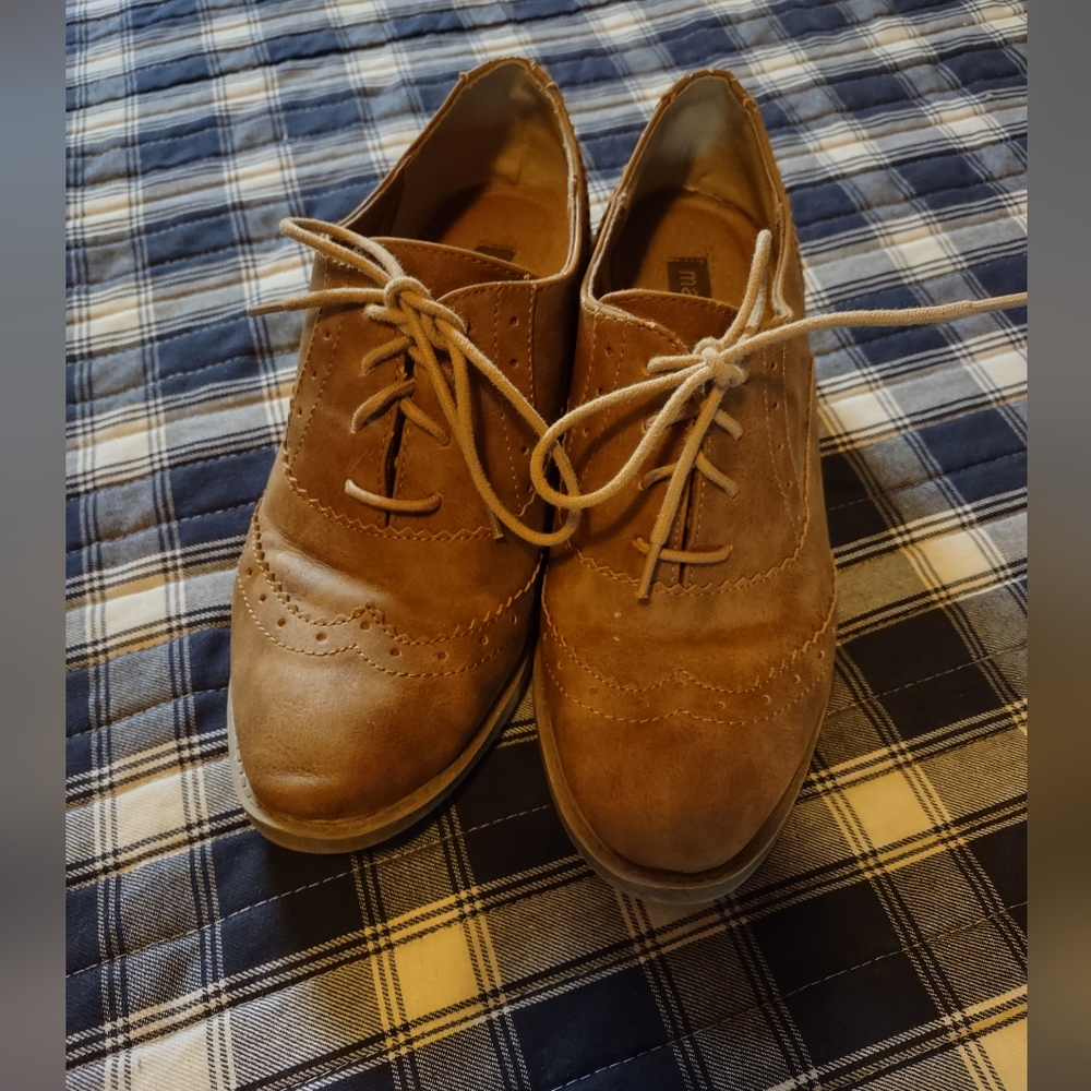 Women's Oxford Style Shoes